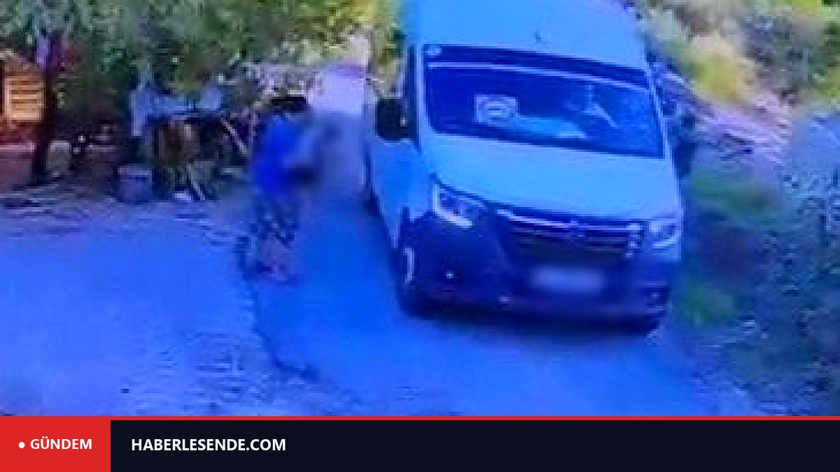 Babasının kullandığı minibüsün çarptığı çocuk öldü
