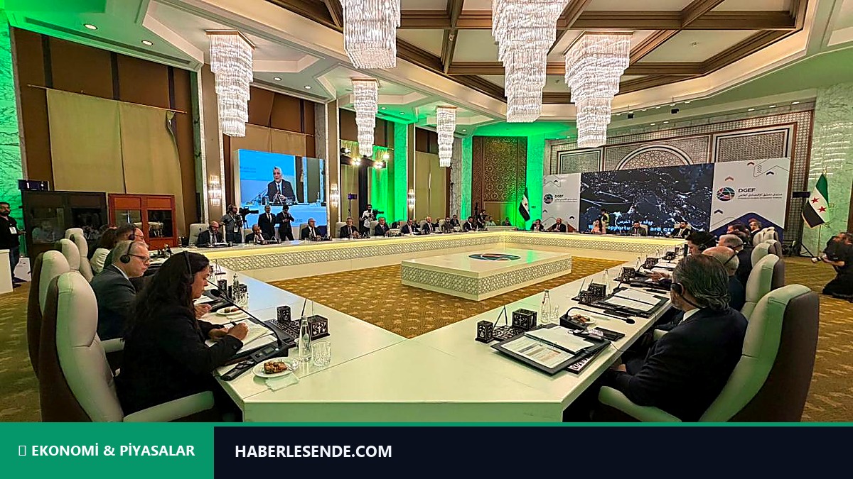 Bakan Bolat, Şam Dünya Ekonomi Forumu'na katıldı