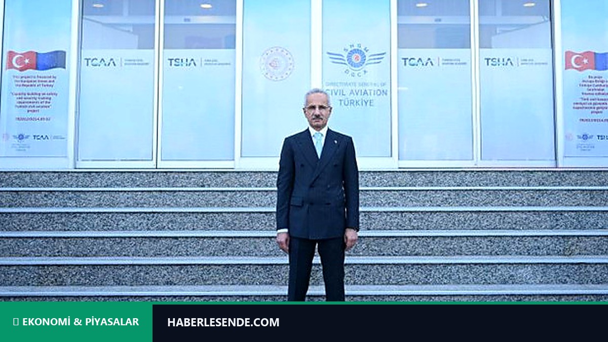 Bakan Uraloğlu'ndan 12 yeni iç hat müjdesi