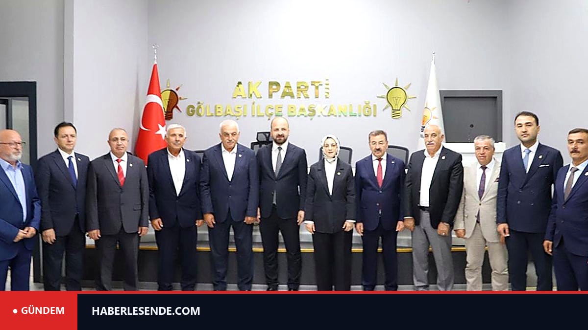 CHP’den istifa eden 6 meclis üyesi AKP’ye geçti
