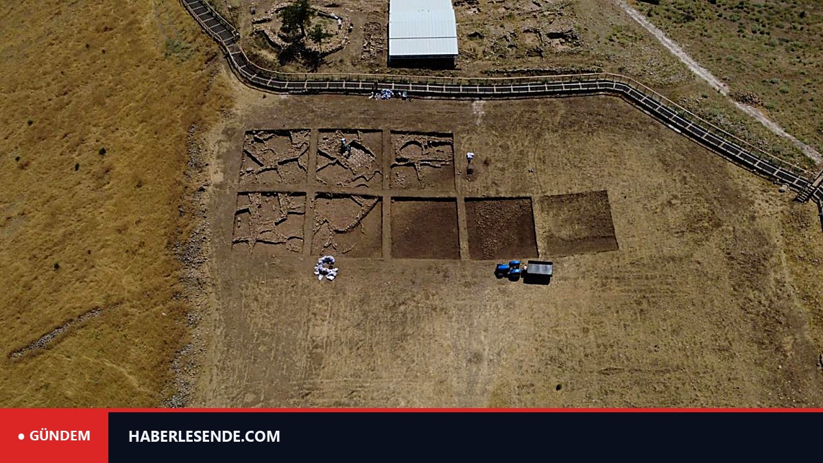 Göbeklitepe'nin kuzeyinde ilk kazı