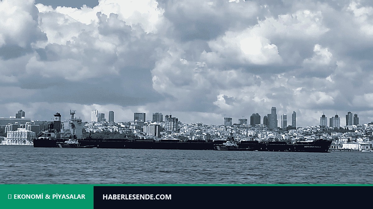 İstanbul Boğazı 289 metrelik gemi için katıldı