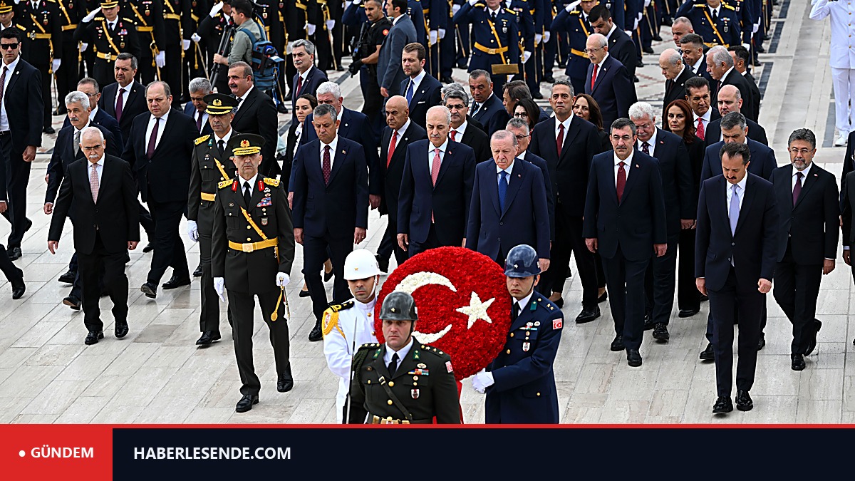 Cumhurbaşkanı Erdoğan: 104 yıl önce olduğu gibi menfur planlara müsde etmiyoruz